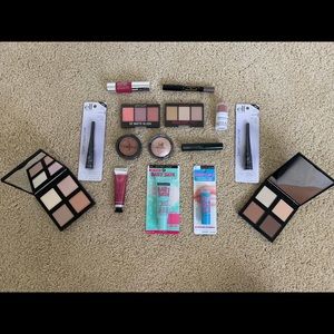 Beauty bundle (10 full size, 5 deluxe sample size)